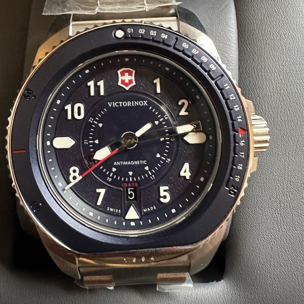Victorinox Swiss Army Men’s Watch